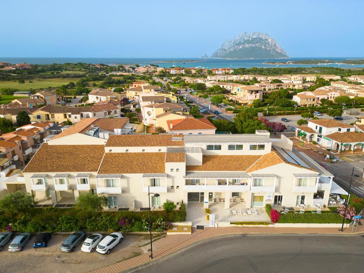 Felix Hotels - Hotel Residence Porto San Paolo Porto San Paolo  Exteriör bild